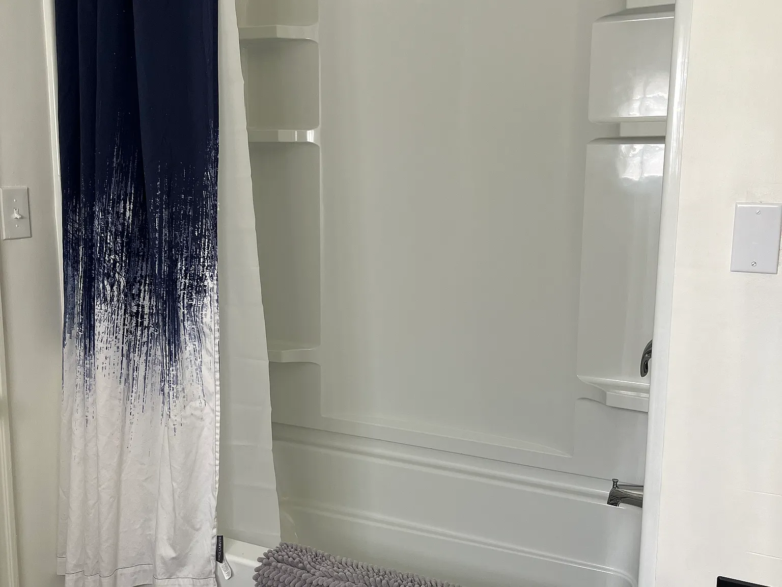 2 bed, 1.5 bath, 1100 sqft, $1,500 — Photo 2