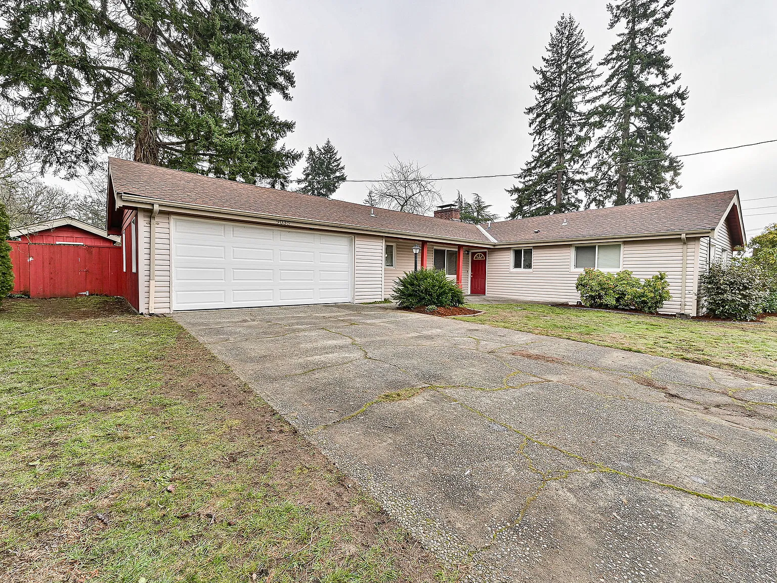 3 bed, 1309 sqft, $2,450 — Photo 1