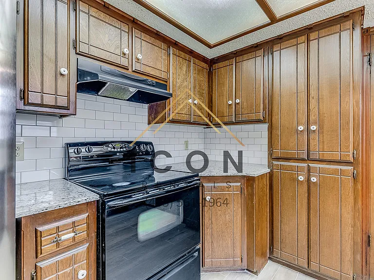1912 N Gleason Ave — Photo 29