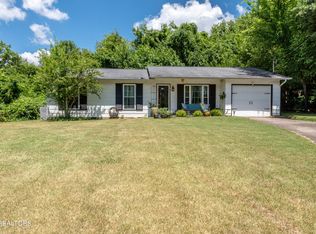 7709 Queensbury Dr, Knoxville, TN 37919