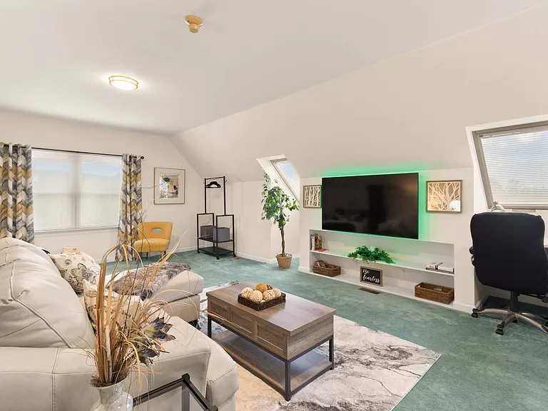 240 Spring Meadows Ln #EMERALD DREAMS — Photo 5