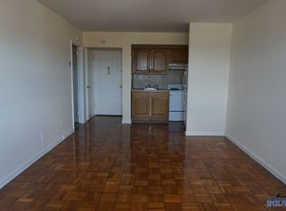 110 Washington Ave, Irvington, NJ 07111