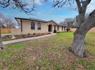 905 Quail Rd, Manchaca, TX 78652