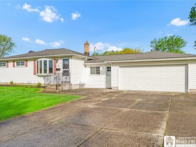 6 Regal St, Depew, NY, 14043