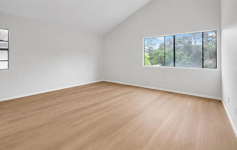 2058 Sea Village Cir — Photo 7