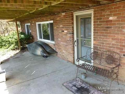 5th image of 2737 Silverhill Dr