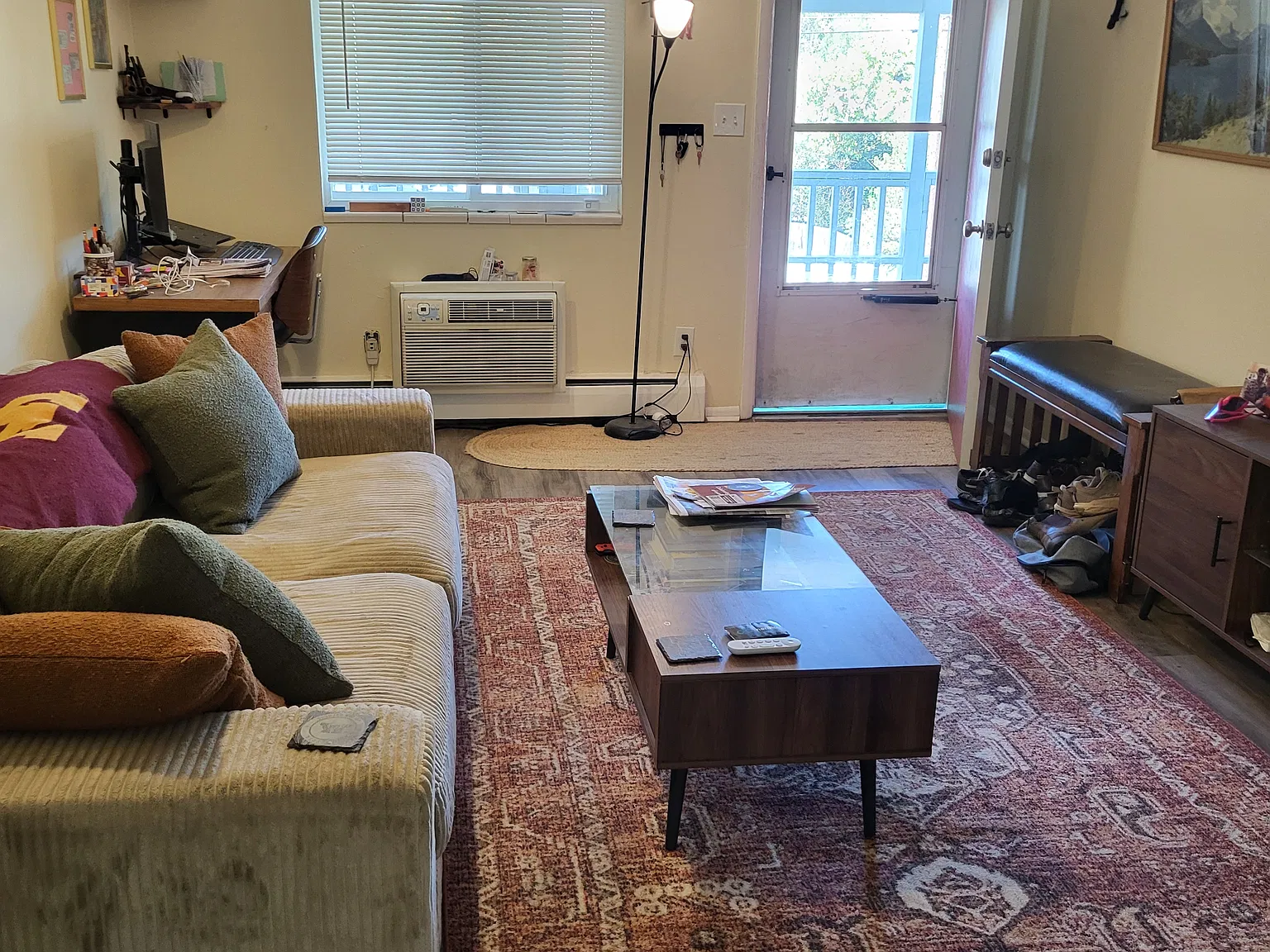 2 bed, 700 sqft, $1,600 — Photo 4