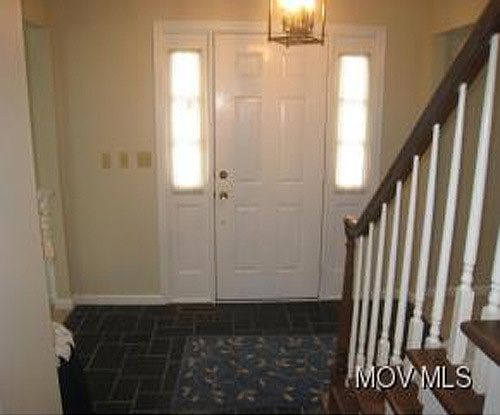 4th image of 131 Canterbury Dr
