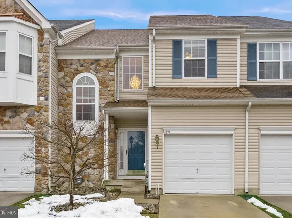 145 Chancellor Dr, Deptford, NJ 08096