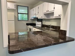 8437 Forest Hills Dr, Pompano Beach, FL 33065