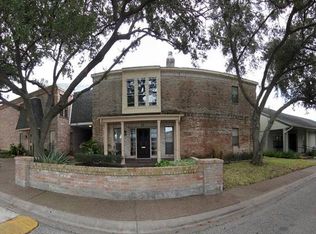 37 Lake Shore Dr, Corpus Christi, TX 78413