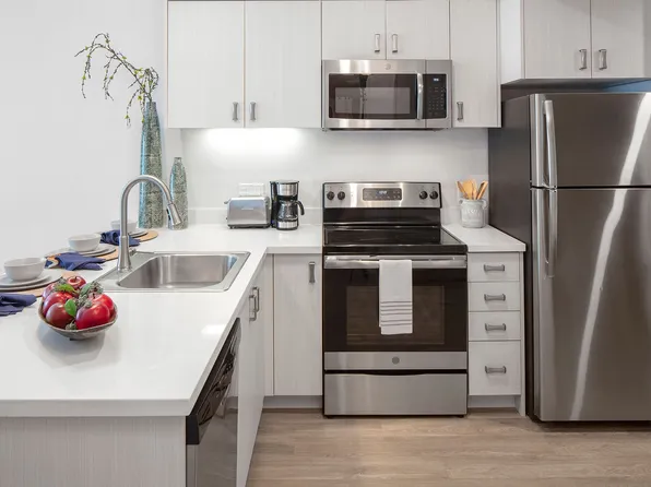 Brio Flats, 2405 N Vancouver Ave #204, Portland, OR 97227