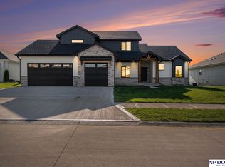 7905 N 167th Ave, Bennington, NE 68007