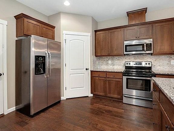 4th image of 1516 Crawford Dr