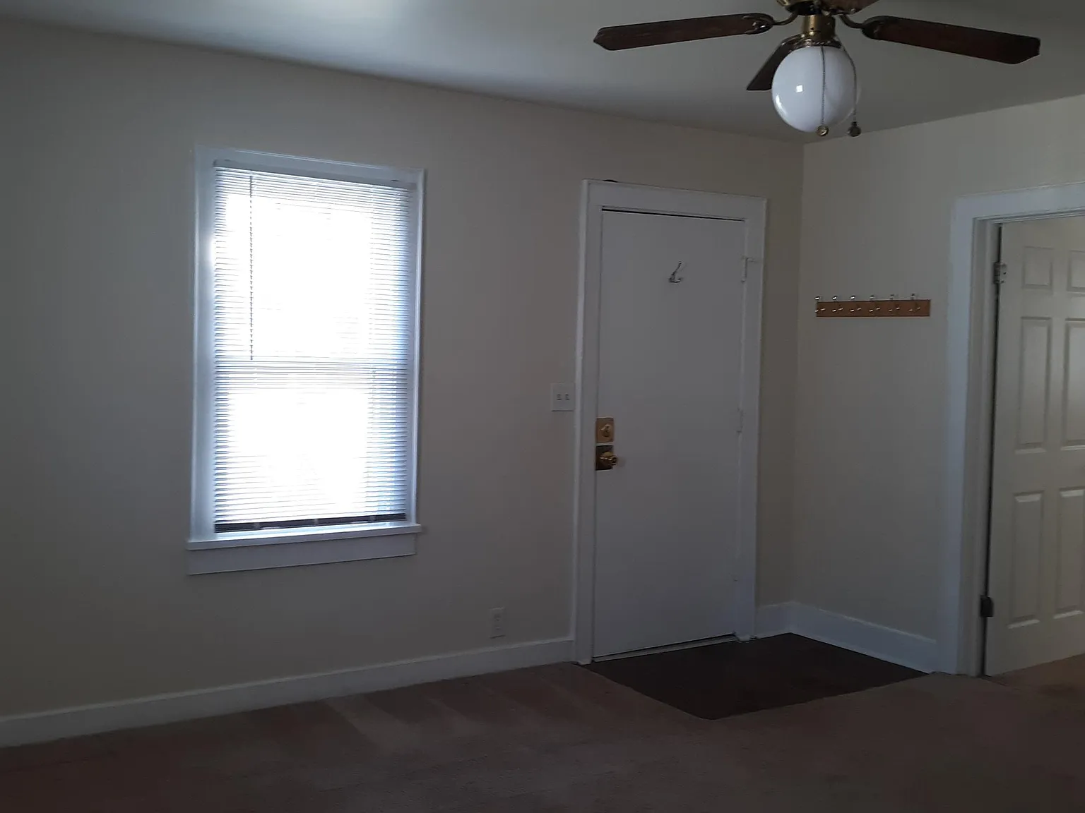 2507 Eugenia Avenue — Photo 4