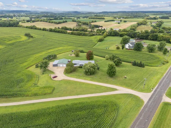 W9520 554th Ave, Ellsworth, WI 54011