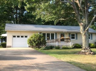 3719 Bassett Rd, Rootstown, OH 44272