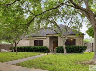 222 Parkview Cir, Harlingen, TX 78550