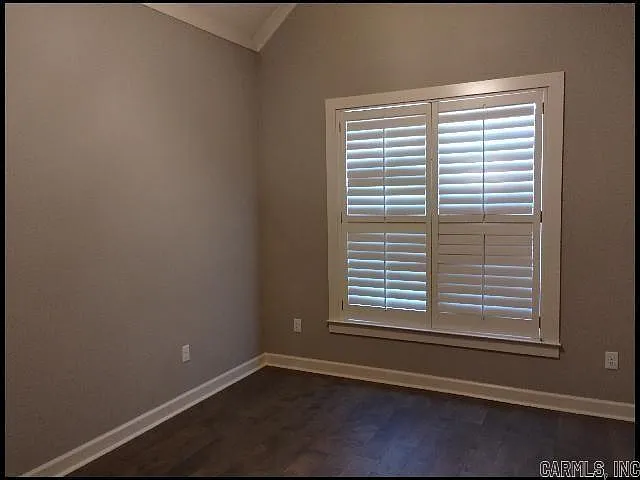 17 Rosans Ct — Photo 8