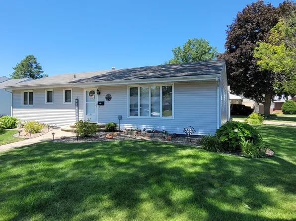 1905 11th Ave, Sterling, IL 61081