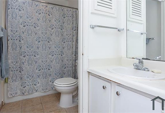 3rd image of 11851 High Dale Dr #208A