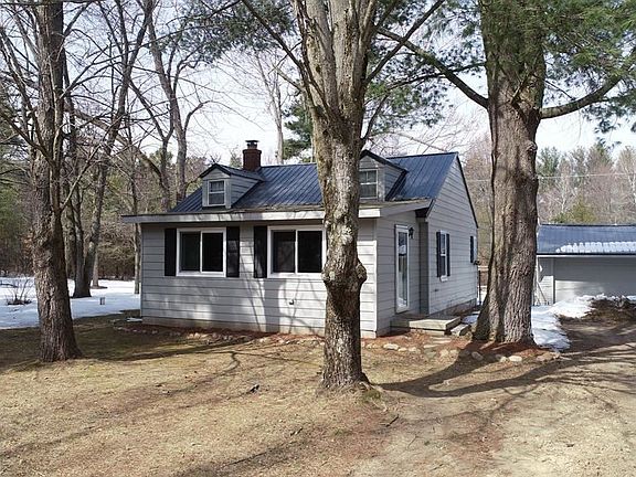 5th image of 52 Dunton Dr