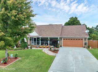 2716 Lady Bug Ln, Maryville, TN 37803