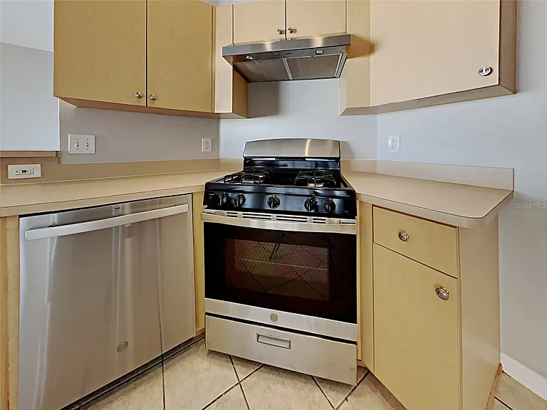 3110 Summer Cruise Dr — Photo 6