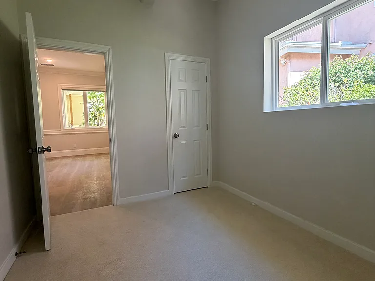 12131 View Pointe Row #ADU — Photo 7
