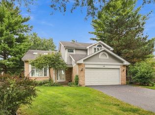 146 Michael Ave, Mundelein, IL 60060