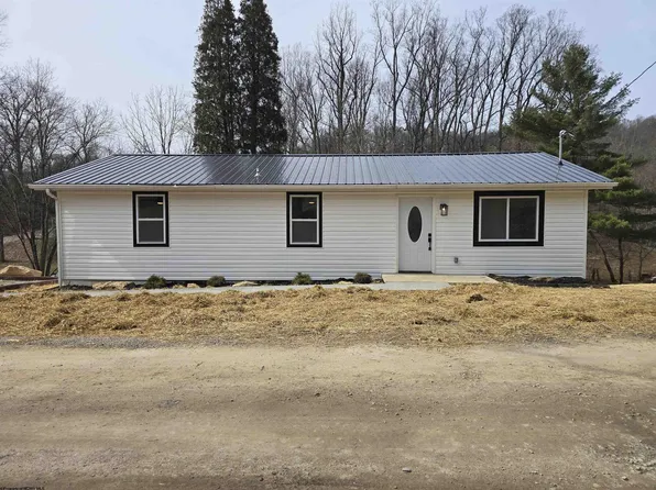171 Hecks Run Rd, Fairmont, WV 26554