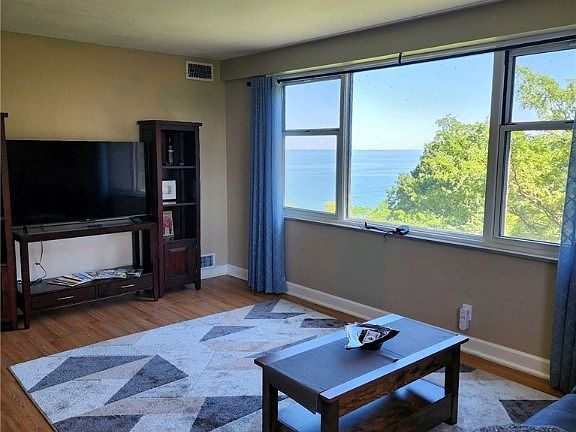 3rd image of 11850 Edgewater Dr APT 620