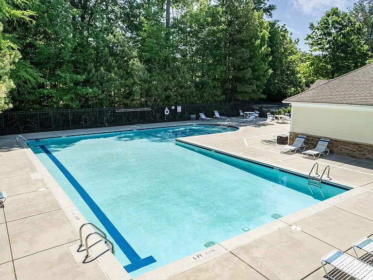 Community pool