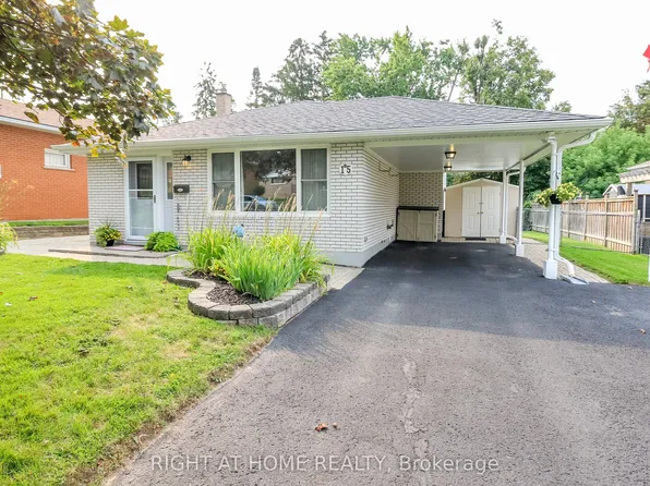 15 Highview Rd, Barrie, ON L4M 2M1
