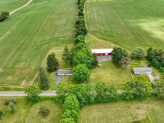 5th image of 9801 Peterson Rd