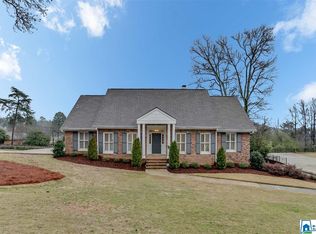 409 Vesclub Dr, Vestavia, AL 35216