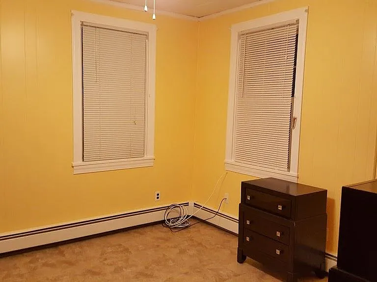 208 Sunbury St #1 — Photo 2