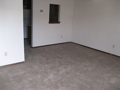 5th image of 1901 E Lindsey St APT 12c