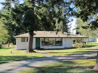 1315 NE Goldie St, Oak Harbor, WA 98277