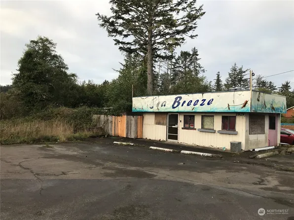2929 Pacific Way Highway, Seaview, WA 98644