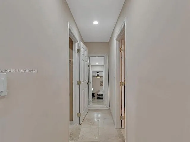 1143 Lincoln St — Photo 6