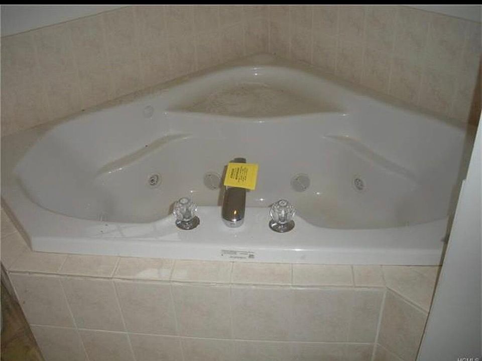 1st image of 343 S 5th Ave #2
