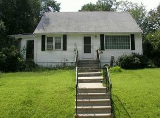 9 Bernice Ct, Plainville, CT 06062