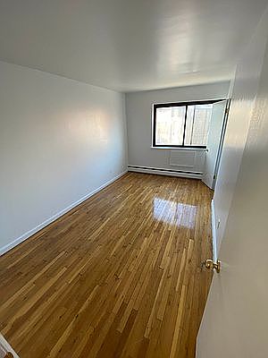 4th image of 32-15 41st St #A2