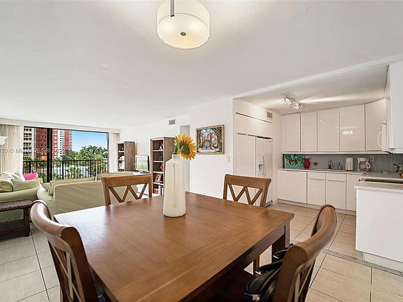 2nd image of 1450 Brickell Bay Dr APT 612