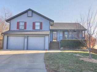 8409 N Winan Ave, Kansas City, MO 64153