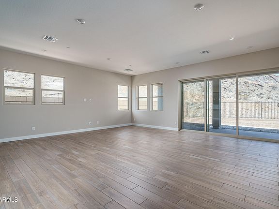 5th image of 2745 N 217TH Avenue