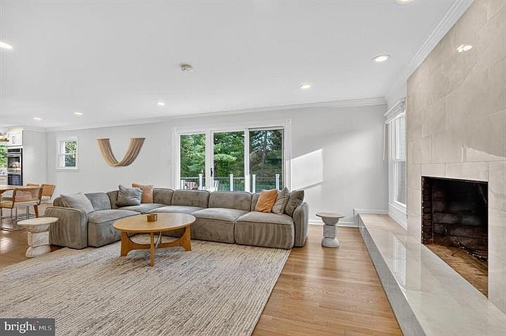 1st image of 1179 Ballantrae Ln