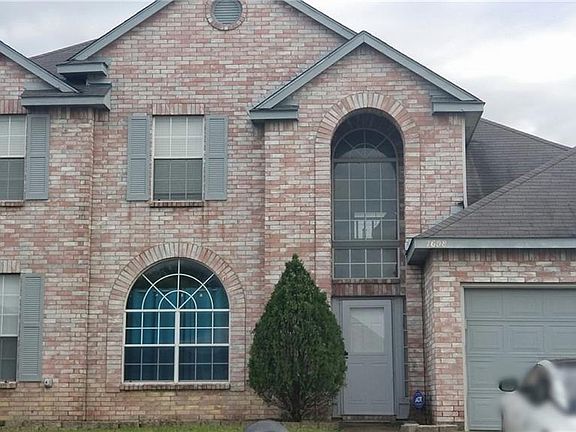 2nd image of 1608 Barclay Dr