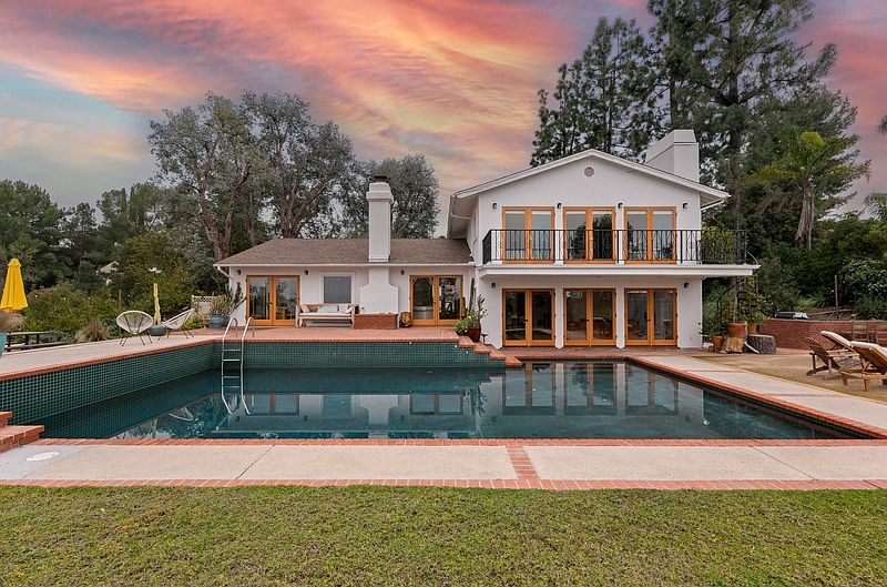 1st image of 4343 Reyes Dr